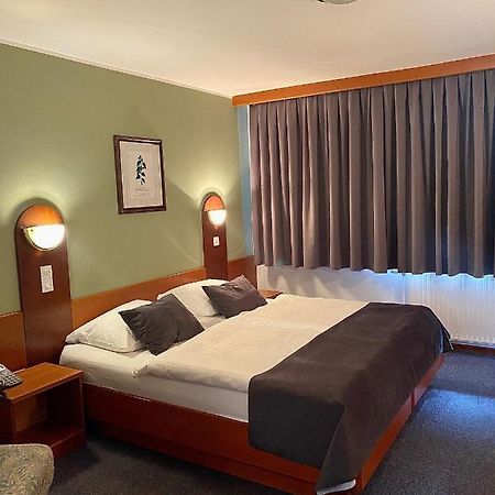 Hotel Tripic, Restaurant And Pizzeria Bohinj Bagian luar foto