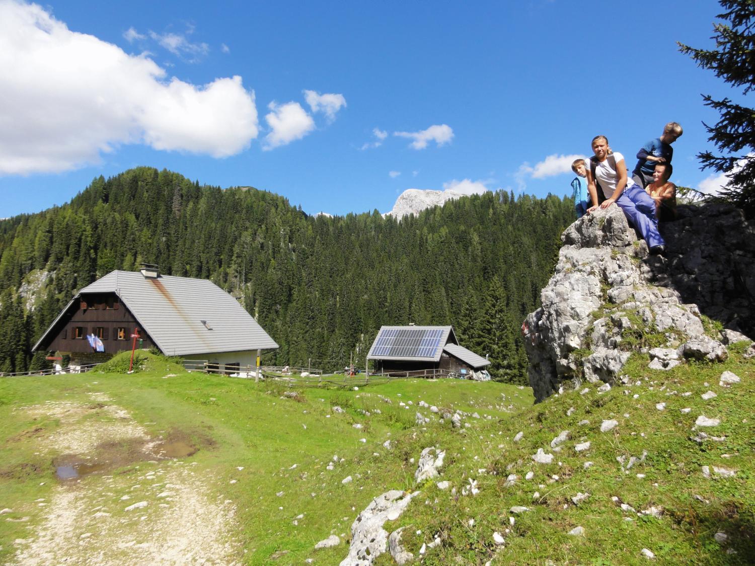 Hotel Tripic, Restaurant And Pizzeria Bohinj Bagian luar foto